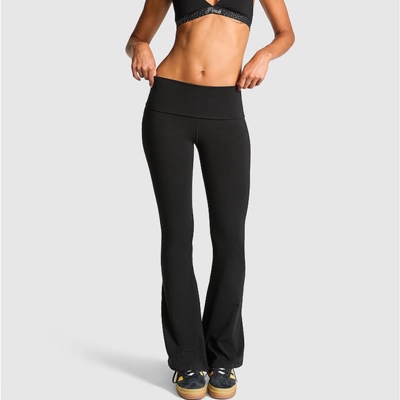 NEW Victoria Secret Black PINK Flare Leggings - Picture 3 of 7